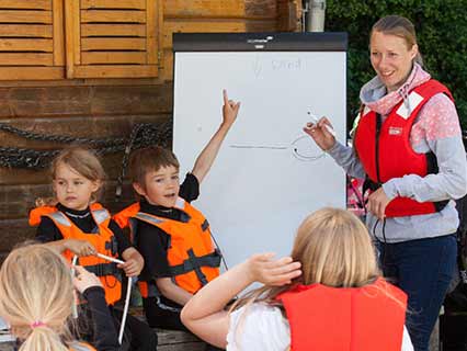 Segelschule für Kinder.